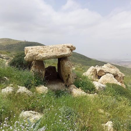 Mariam Hotel Madaba Exterior photo