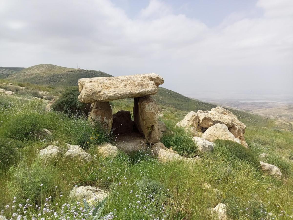 Mariam Hotel Madaba Exterior photo